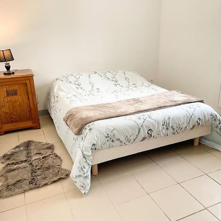Maison De Campagne Paisible La Mesniere Экстерьер фото