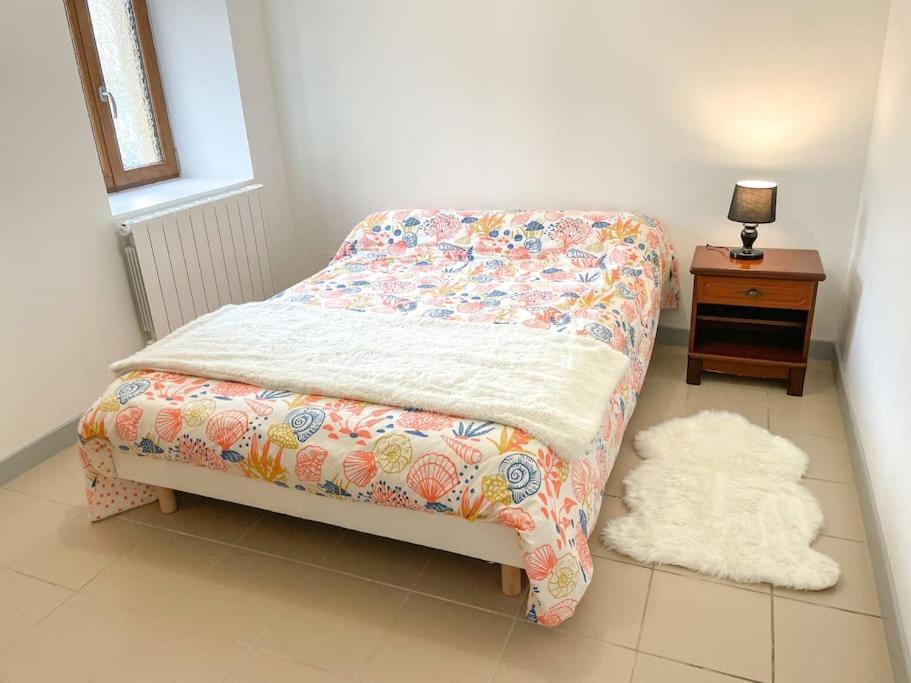 Maison De Campagne Paisible La Mesniere Экстерьер фото